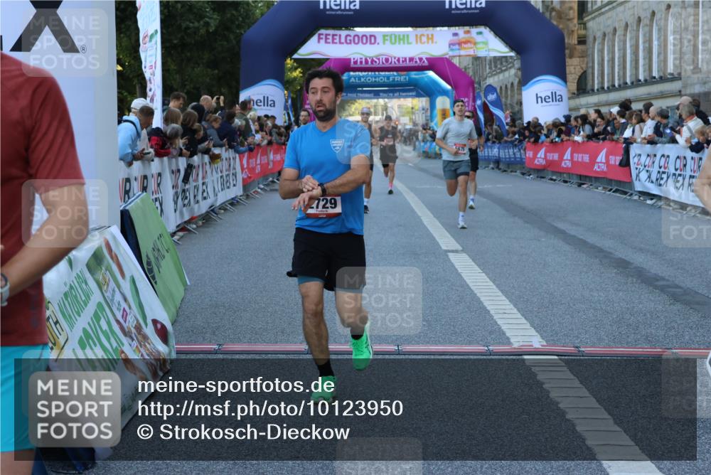 06.09.2026 - CURREX Alsterlauf Strokosch-Dieckow http://msf.ph/oto/10123950 06.09.2026 09:42:46 Ziel 2007, 2729, 3110, 3692, 3815, 4006, 4607, 5173, 5675, 5811, 6376, 6381 meine-sportfotos.de