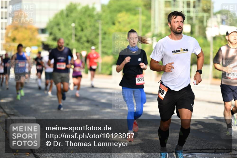 06.09.2026 - CURREX Alsterlauf Dr. Thomas Lammeyer http://msf.ph/oto/10123957 06.09.2026 09:40:36 Laufen 626, 89, 2907 meine-sportfotos.de