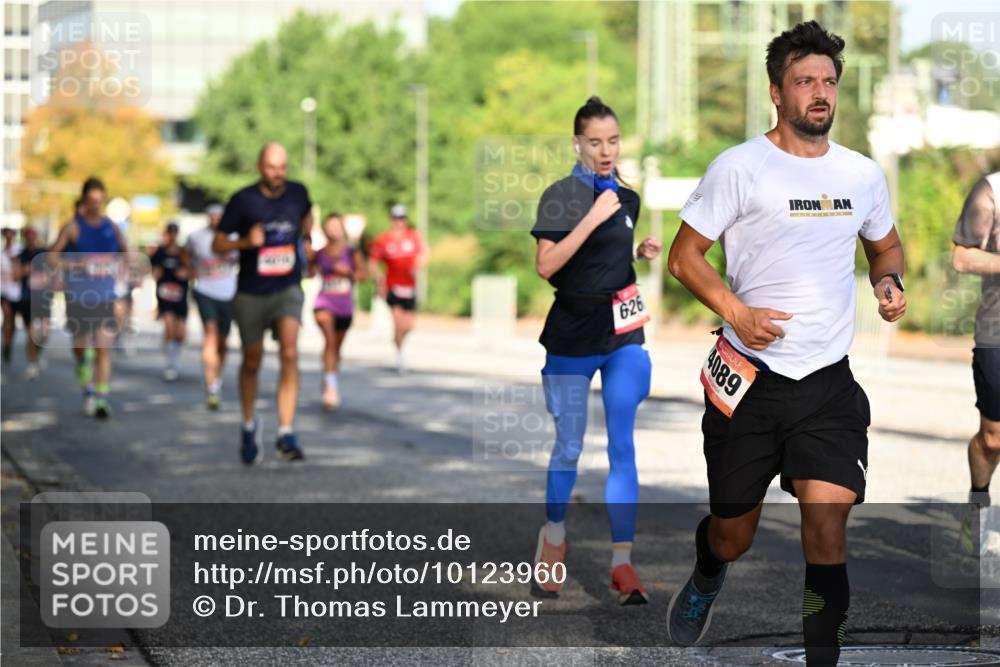 06.09.2026 - CURREX Alsterlauf Dr. Thomas Lammeyer http://msf.ph/oto/10123960 06.09.2026 09:40:36 Laufen 626, 4089 meine-sportfotos.de