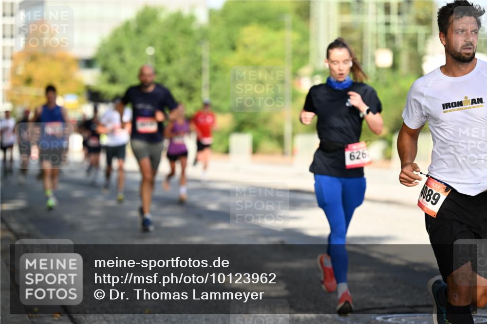 06.09.2026 - CURREX Alsterlauf Dr. Thomas Lammeyer http://msf.ph/oto/10123962 06.09.2026 09:40:36 Laufen 626, 4089 meine-sportfotos.de