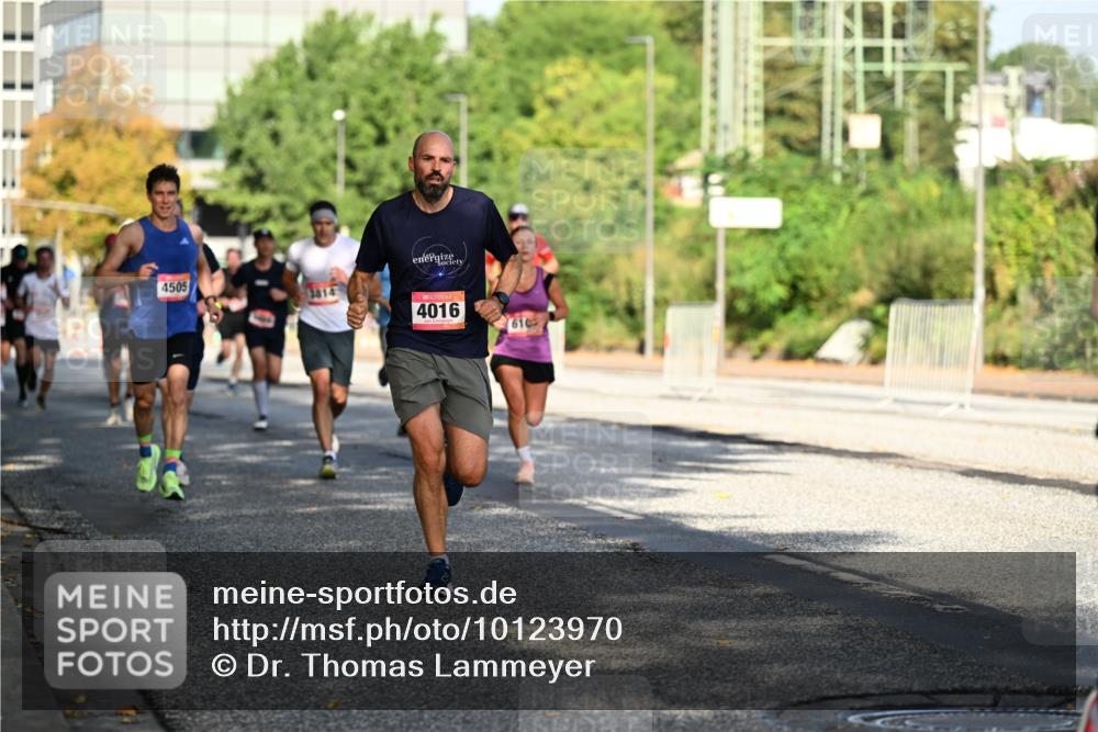 06.09.2026 - CURREX Alsterlauf Dr. Thomas Lammeyer http://msf.ph/oto/10123970 06.09.2026 09:40:37 Laufen 4505, 3814, 4016, 610 meine-sportfotos.de