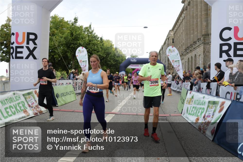 06.09.2026 - CURREX Alsterlauf Yannick Fuchs http://msf.ph/oto/10123973 06.09.2026 10:03:07 Ziel 2096, 2778, 3096, 3338, 3721, 3762, 3909, 3919, 3920, 4310, 4345, 4348, 4454, 4519, 4730, 4922, 5047, 5234, 5465, 5903, 5936, 6046, 6049, 6264, 6324, 6379, 8043, 8100, 8288 meine-sportfotos.de