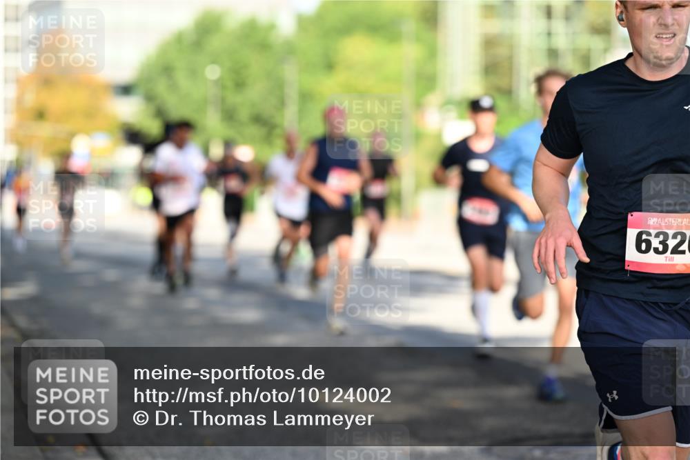 06.09.2026 - CURREX Alsterlauf Dr. Thomas Lammeyer http://msf.ph/oto/10124002 06.09.2026 09:40:42 Laufen 6320 meine-sportfotos.de