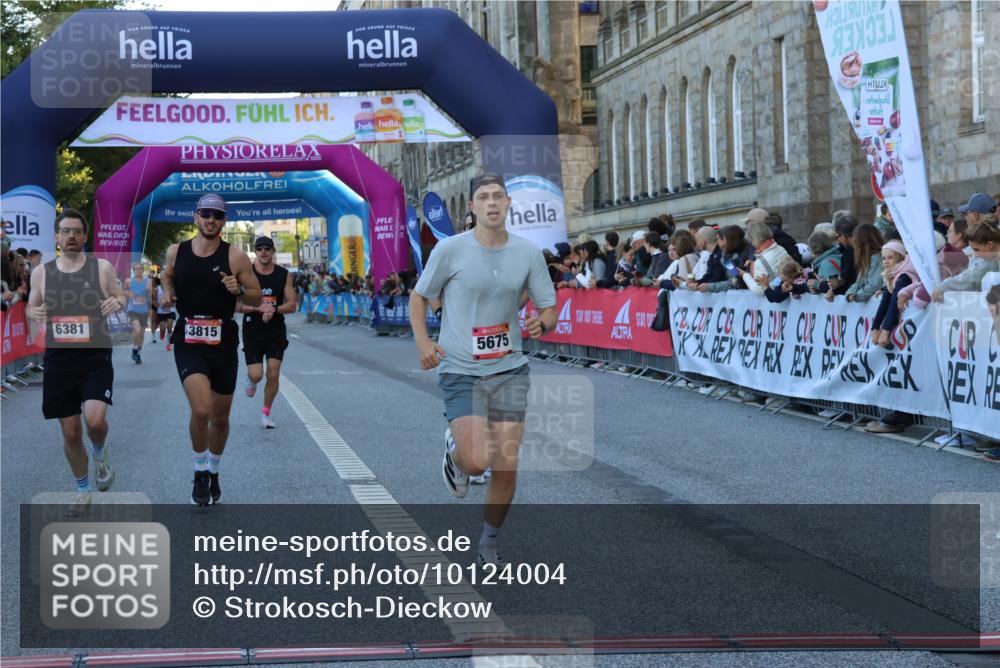 06.09.2026 - CURREX Alsterlauf Strokosch-Dieckow http://msf.ph/oto/10124004 06.09.2026 09:42:48 Ziel 2007, 2729, 3110, 3815, 4006, 4607, 5173, 5675, 5811, 6376, 6381 meine-sportfotos.de