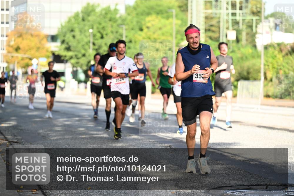 06.09.2026 - CURREX Alsterlauf Dr. Thomas Lammeyer http://msf.ph/oto/10124021 06.09.2026 09:40:44 Laufen 3524, 35 meine-sportfotos.de
