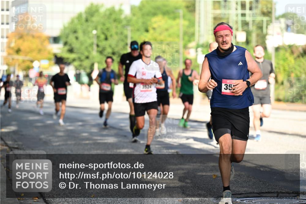 06.09.2026 - CURREX Alsterlauf Dr. Thomas Lammeyer http://msf.ph/oto/10124028 06.09.2026 09:40:45 Laufen 35 meine-sportfotos.de