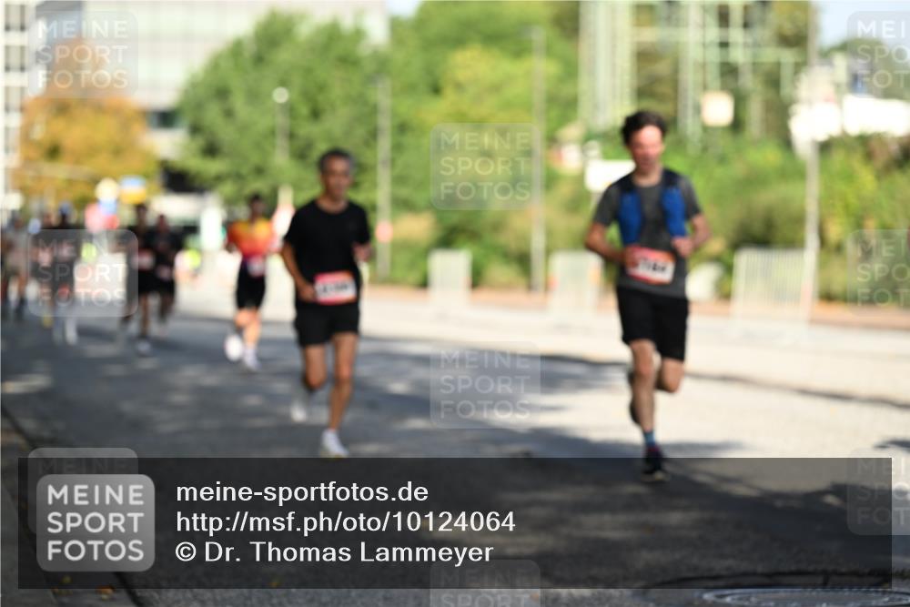 06.09.2026 - CURREX Alsterlauf Dr. Thomas Lammeyer http://msf.ph/oto/10124064 06.09.2026 09:40:48 Laufen  meine-sportfotos.de