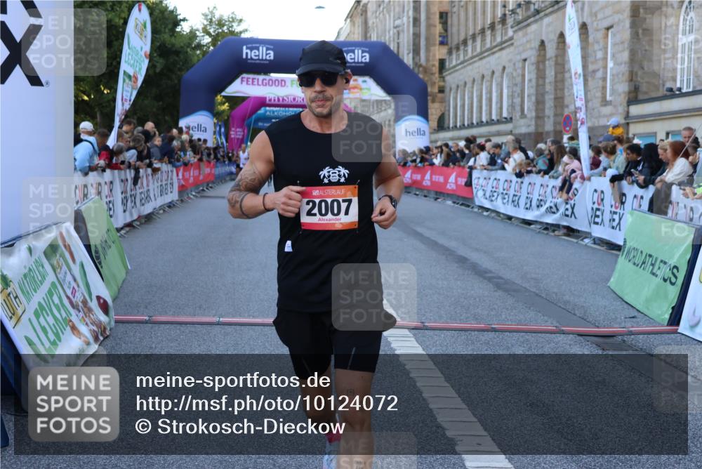 06.09.2026 - CURREX Alsterlauf Strokosch-Dieckow http://msf.ph/oto/10124072 06.09.2026 09:42:53 Ziel 2007, 3110, 3815, 5675, 6140, 6381 meine-sportfotos.de