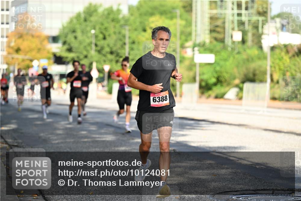 06.09.2026 - CURREX Alsterlauf Dr. Thomas Lammeyer http://msf.ph/oto/10124081 06.09.2026 09:40:50 Laufen 6388 meine-sportfotos.de