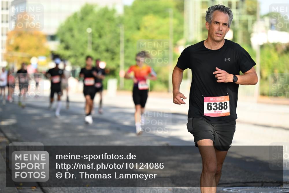 06.09.2026 - CURREX Alsterlauf Dr. Thomas Lammeyer http://msf.ph/oto/10124086 06.09.2026 09:40:51 Laufen 6388 meine-sportfotos.de