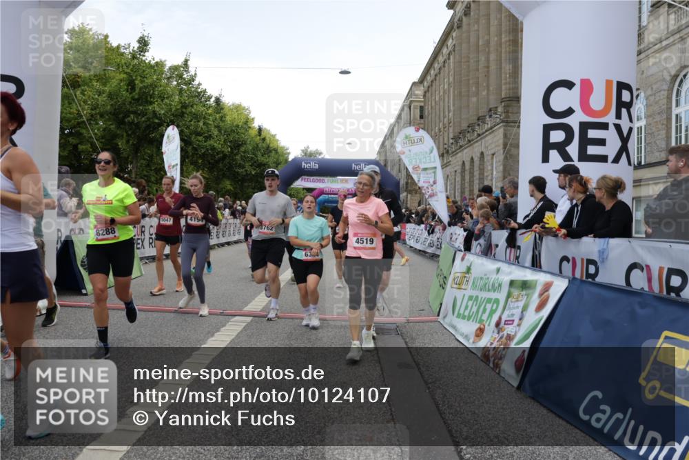 06.09.2026 - CURREX Alsterlauf Yannick Fuchs http://msf.ph/oto/10124107 06.09.2026 10:03:11 Ziel 2096, 2778, 3096, 3131, 3626, 3762, 3919, 3920, 4229, 4310, 4454, 4519, 4919, 4922, 4936, 5047, 5054, 5234, 5653, 5756, 5903, 5936, 6049, 6264, 6324, 6377, 6379, 8043, 8100, 8288 meine-sportfotos.de