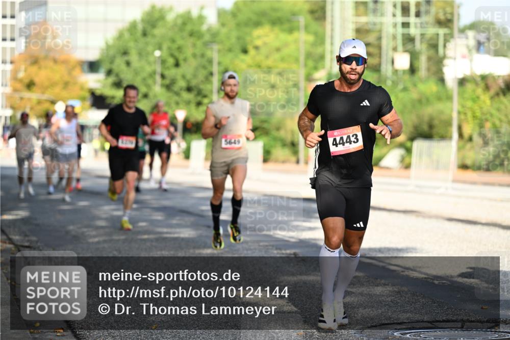 06.09.2026 - CURREX Alsterlauf Dr. Thomas Lammeyer http://msf.ph/oto/10124144 06.09.2026 09:40:56 Laufen 5649, 4443 meine-sportfotos.de