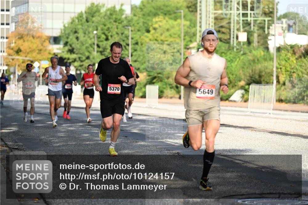 06.09.2026 - CURREX Alsterlauf Dr. Thomas Lammeyer http://msf.ph/oto/10124157 06.09.2026 09:40:57 Laufen 5197, 3960, 5370, 5649 meine-sportfotos.de