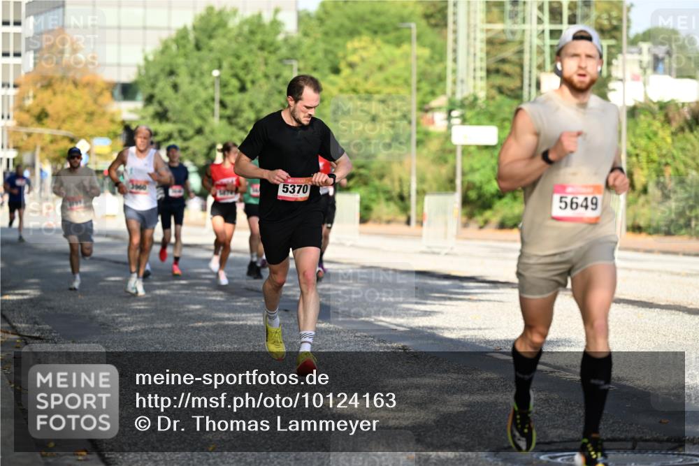 06.09.2026 - CURREX Alsterlauf Dr. Thomas Lammeyer http://msf.ph/oto/10124163 06.09.2026 09:40:58 Laufen 5370, 5649 meine-sportfotos.de