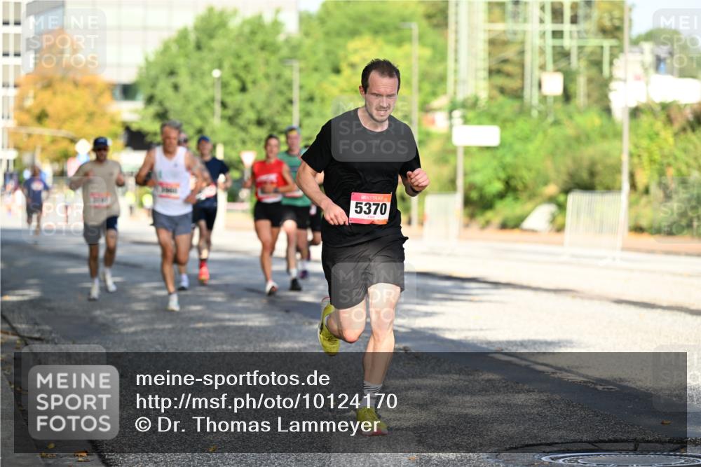 06.09.2026 - CURREX Alsterlauf Dr. Thomas Lammeyer http://msf.ph/oto/10124170 06.09.2026 09:40:59 Laufen 5370 meine-sportfotos.de