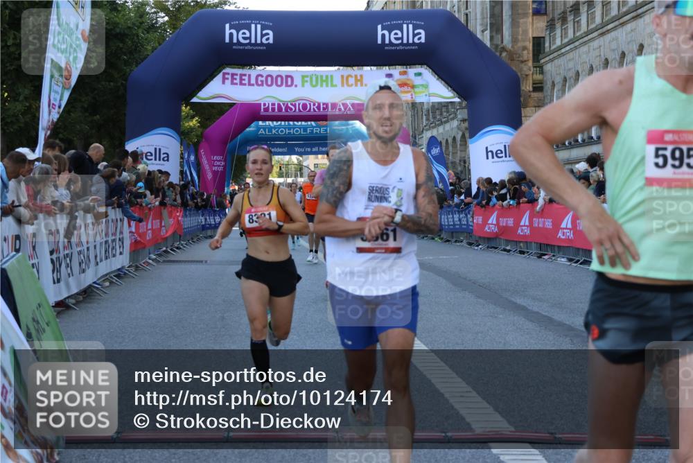 06.09.2026 - CURREX Alsterlauf Strokosch-Dieckow http://msf.ph/oto/10124174 06.09.2026 09:43:03 Ziel 2715, 3361, 5325, 5950, 6140, 6221, 6421, 8321 meine-sportfotos.de