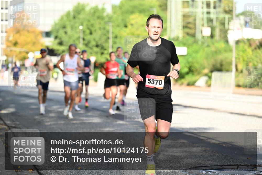 06.09.2026 - CURREX Alsterlauf Dr. Thomas Lammeyer http://msf.ph/oto/10124175 06.09.2026 09:40:59 Laufen 5370 meine-sportfotos.de