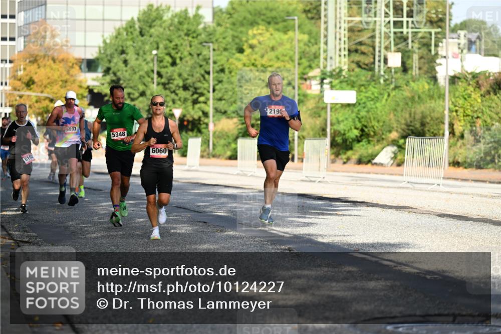 06.09.2026 - CURREX Alsterlauf Dr. Thomas Lammeyer http://msf.ph/oto/10124227 06.09.2026 09:41:08 Laufen 6102, 893, 5348, 6060, 219 meine-sportfotos.de