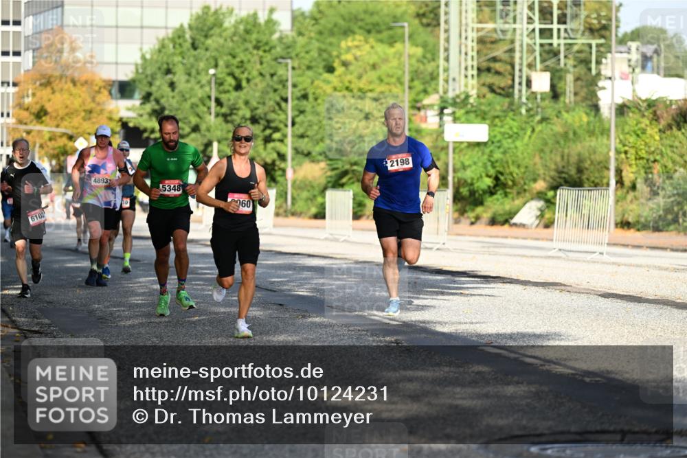 06.09.2026 - CURREX Alsterlauf Dr. Thomas Lammeyer http://msf.ph/oto/10124231 06.09.2026 09:41:08 Laufen 6102, 4893, 10, 5348, 60, 2198 meine-sportfotos.de