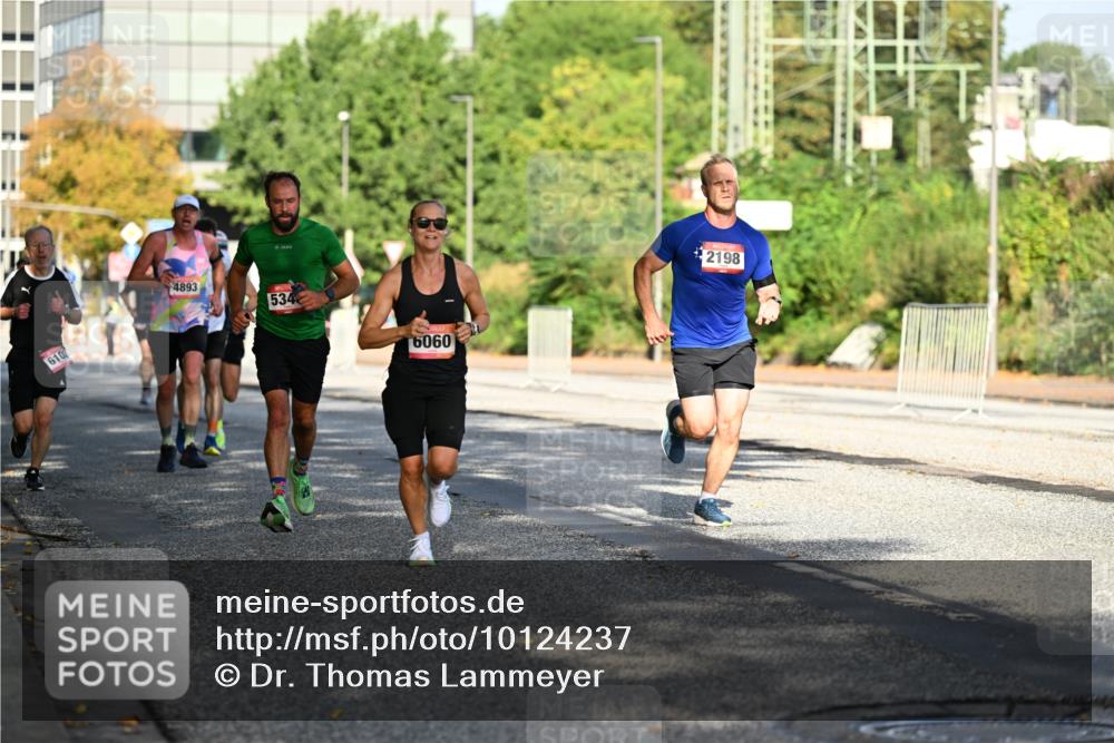 06.09.2026 - CURREX Alsterlauf Dr. Thomas Lammeyer http://msf.ph/oto/10124237 06.09.2026 09:41:09 Laufen 610, 4893, 534, 6060, 2198 meine-sportfotos.de