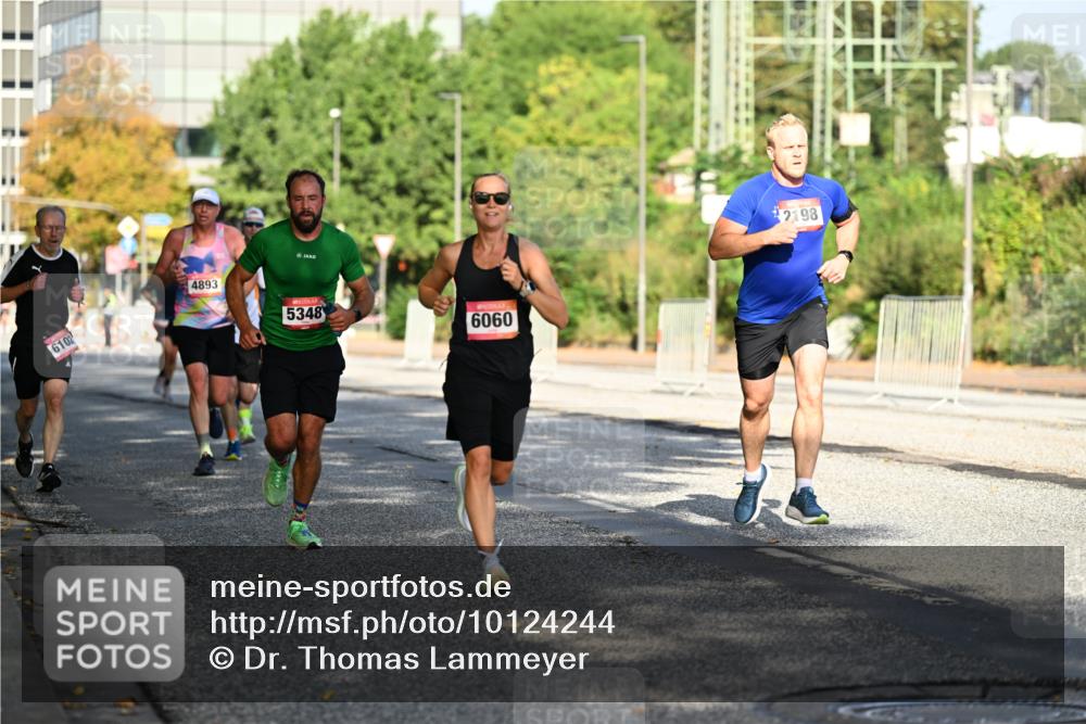 06.09.2026 - CURREX Alsterlauf Dr. Thomas Lammeyer http://msf.ph/oto/10124244 06.09.2026 09:41:09 Laufen 6102, 4893, 5348, 6060, 2198 meine-sportfotos.de