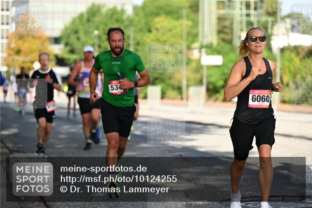 06.09.2026 - CURREX Alsterlauf Dr. Thomas Lammeyer http://msf.ph/oto/10124255 06.09.2026 09:41:11 Laufen 534, 6060 meine-sportfotos.de