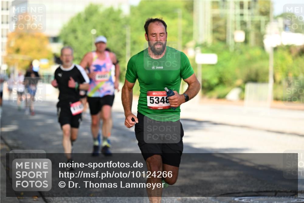 06.09.2026 - CURREX Alsterlauf Dr. Thomas Lammeyer http://msf.ph/oto/10124266 06.09.2026 09:41:12 Laufen 11, 5348 meine-sportfotos.de