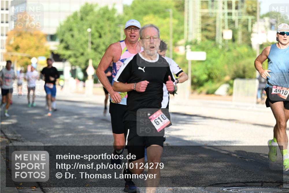 06.09.2026 - CURREX Alsterlauf Dr. Thomas Lammeyer http://msf.ph/oto/10124279 06.09.2026 09:41:13 Laufen 610, 4910 meine-sportfotos.de