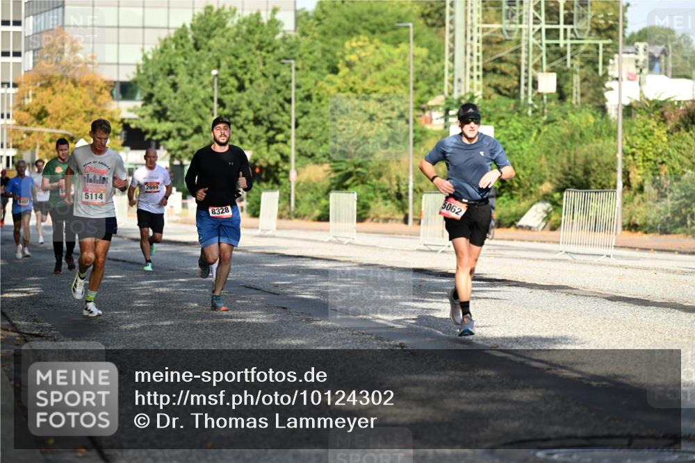 06.09.2026 - CURREX Alsterlauf Dr. Thomas Lammeyer http://msf.ph/oto/10124302 06.09.2026 09:41:16 Laufen 6402, 5114, 2699, 8328, 5062 meine-sportfotos.de