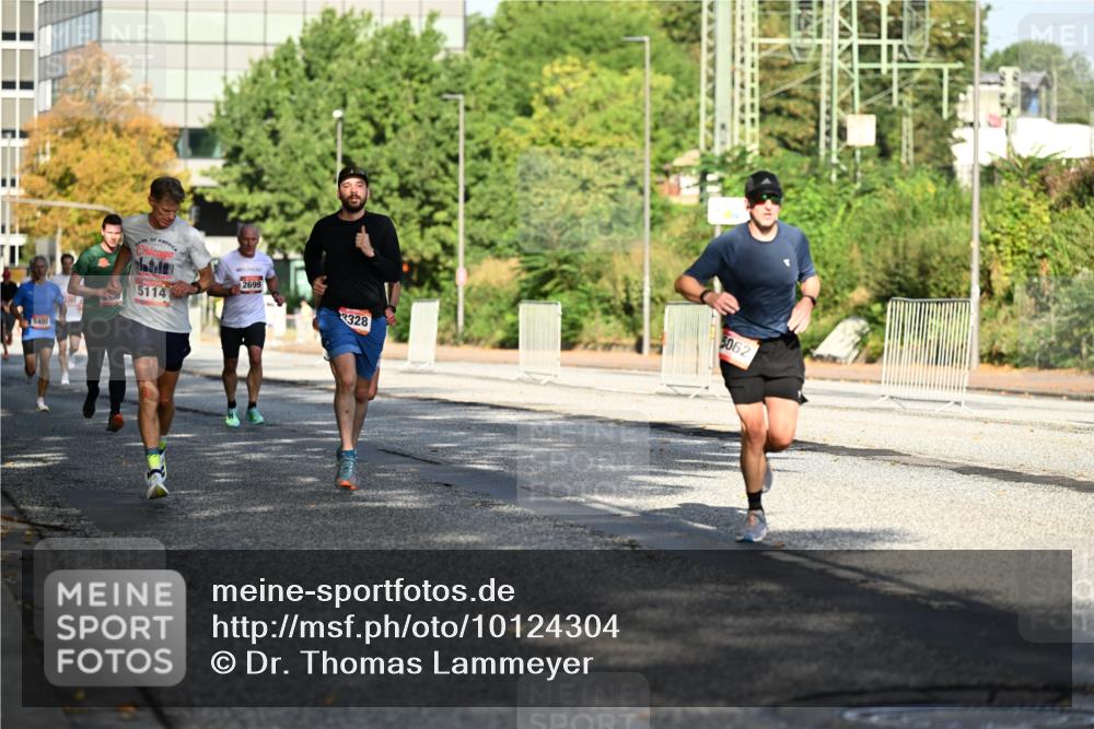 06.09.2026 - CURREX Alsterlauf Dr. Thomas Lammeyer http://msf.ph/oto/10124304 06.09.2026 09:41:16 Laufen 5402, 5114, 2699, 328, 5062 meine-sportfotos.de