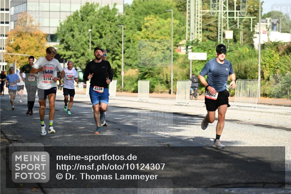 06.09.2026 - CURREX Alsterlauf Dr. Thomas Lammeyer http://msf.ph/oto/10124307 06.09.2026 09:41:16 Laufen 5402, 5606, 5114, 2699, 8328, 5062 meine-sportfotos.de