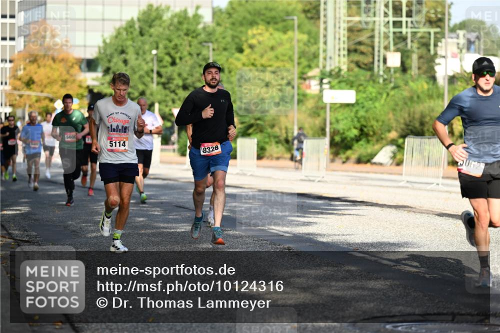 06.09.2026 - CURREX Alsterlauf Dr. Thomas Lammeyer http://msf.ph/oto/10124316 06.09.2026 09:41:17 Laufen 5600, 24, 5114, 8328, 062 meine-sportfotos.de
