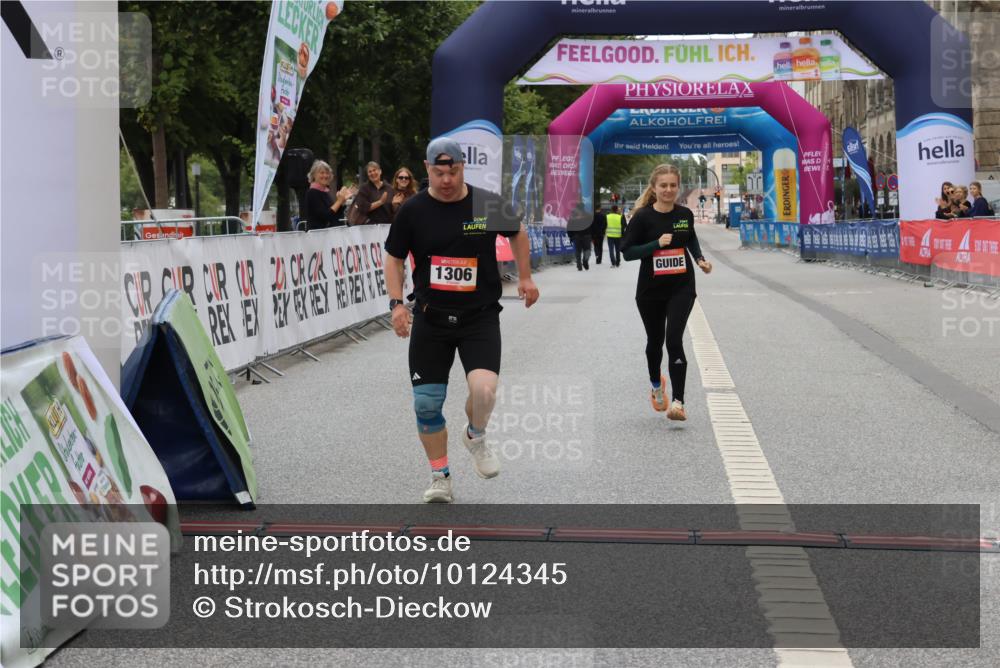 06.09.2026 - CURREX Alsterlauf Strokosch-Dieckow http://msf.ph/oto/10124345 06.09.2026 12:18:02 Ziel 1306 meine-sportfotos.de