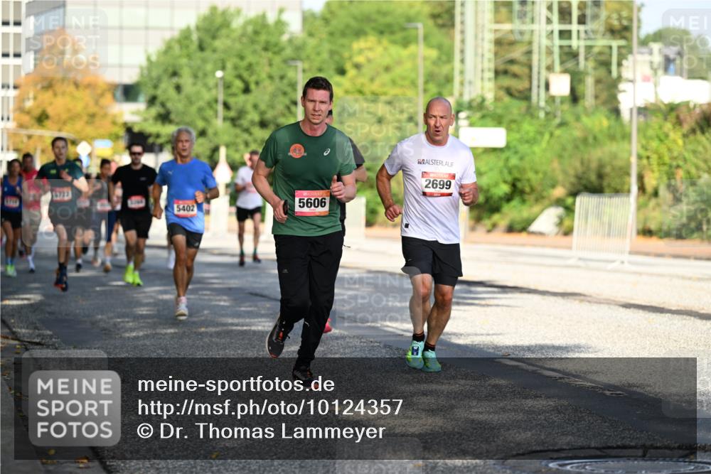 06.09.2026 - CURREX Alsterlauf Dr. Thomas Lammeyer http://msf.ph/oto/10124357 06.09.2026 09:41:21 Laufen 3723, 5606, 5402, 2699 meine-sportfotos.de