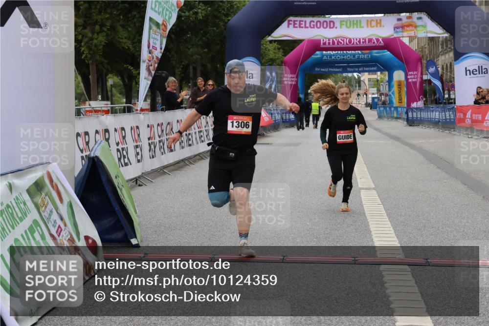 06.09.2026 - CURREX Alsterlauf Strokosch-Dieckow http://msf.ph/oto/10124359 06.09.2026 12:18:02 Ziel 1306 meine-sportfotos.de