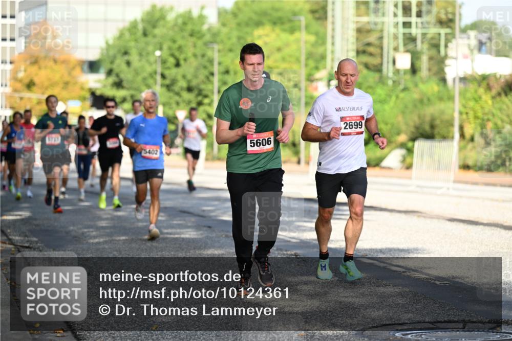 06.09.2026 - CURREX Alsterlauf Dr. Thomas Lammeyer http://msf.ph/oto/10124361 06.09.2026 09:41:22 Laufen 3739, 5402, 5606, 2699 meine-sportfotos.de