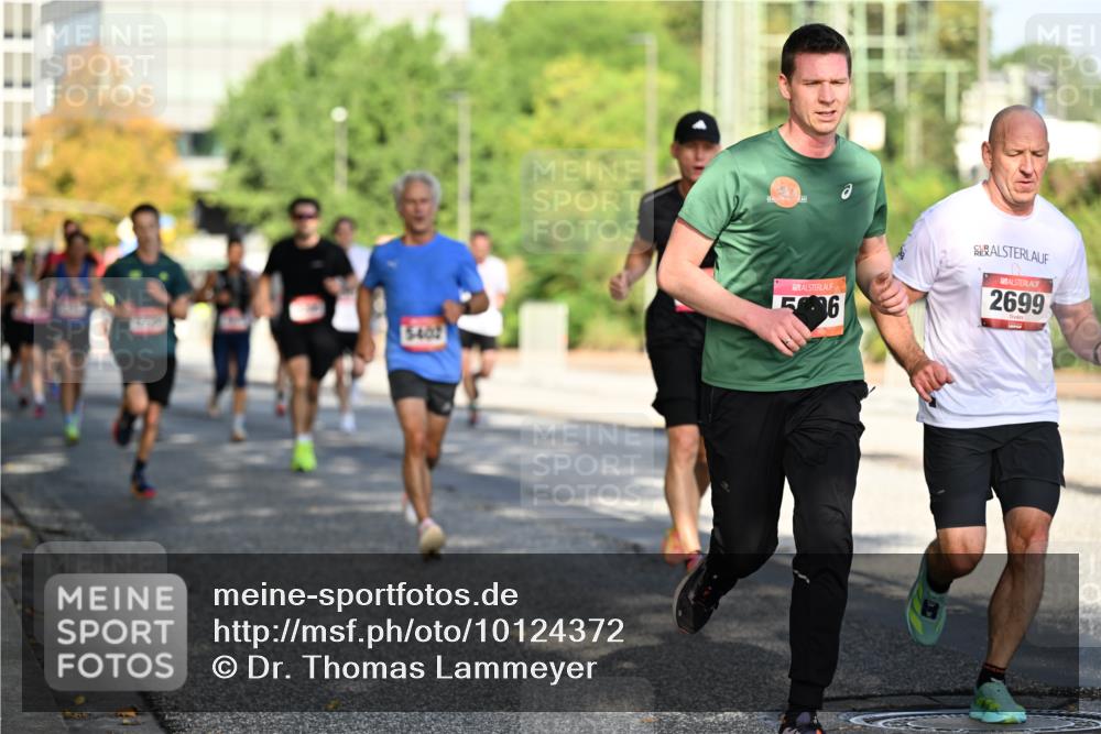 06.09.2026 - CURREX Alsterlauf Dr. Thomas Lammeyer http://msf.ph/oto/10124372 06.09.2026 09:41:23 Laufen 5402, 56, 2699 meine-sportfotos.de