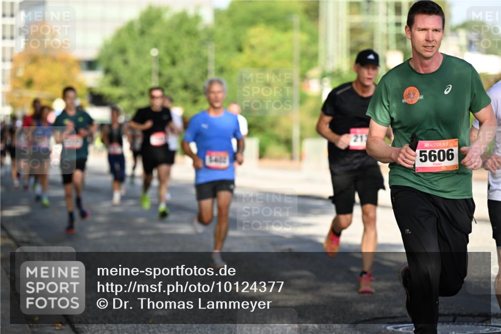 06.09.2026 - CURREX Alsterlauf Dr. Thomas Lammeyer http://msf.ph/oto/10124377 06.09.2026 09:41:23 Laufen 5606 meine-sportfotos.de