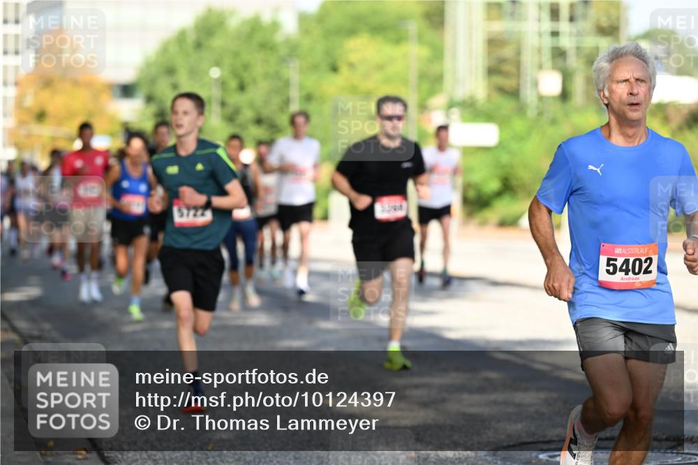 06.09.2026 - CURREX Alsterlauf Dr. Thomas Lammeyer http://msf.ph/oto/10124397 06.09.2026 09:41:25 Laufen 5727, 5402 meine-sportfotos.de
