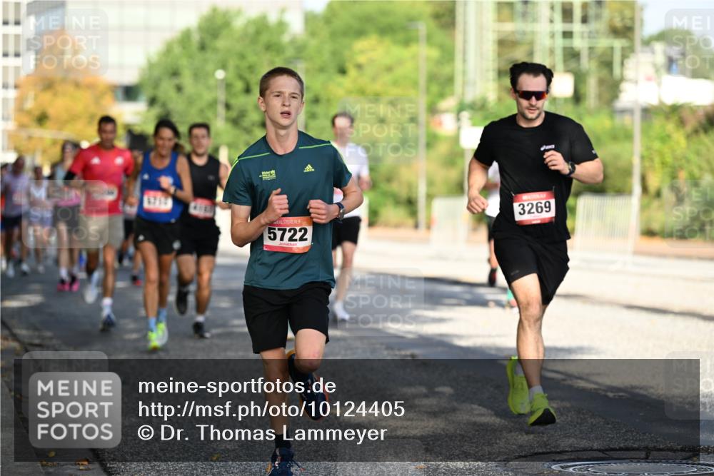 06.09.2026 - CURREX Alsterlauf Dr. Thomas Lammeyer http://msf.ph/oto/10124405 06.09.2026 09:41:26 Laufen 5722, 3269 meine-sportfotos.de