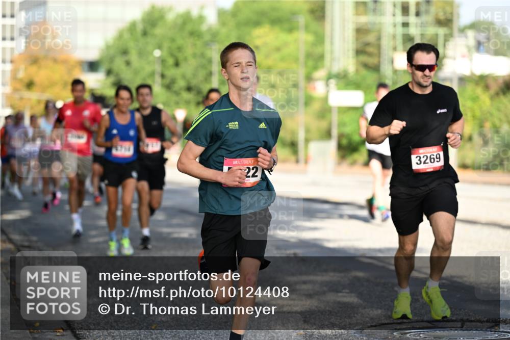 06.09.2026 - CURREX Alsterlauf Dr. Thomas Lammeyer http://msf.ph/oto/10124408 06.09.2026 09:41:26 Laufen 22, 3269 meine-sportfotos.de