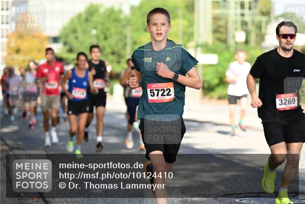 06.09.2026 - CURREX Alsterlauf Dr. Thomas Lammeyer http://msf.ph/oto/10124410 06.09.2026 09:41:26 Laufen 11, 3711, 5722, 3269 meine-sportfotos.de