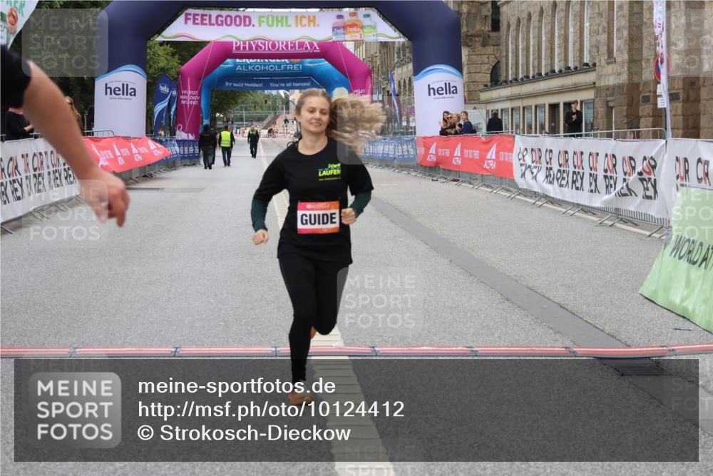 06.09.2026 - CURREX Alsterlauf Strokosch-Dieckow http://msf.ph/oto/10124412 06.09.2026 12:18:03 Ziel 1306 meine-sportfotos.de