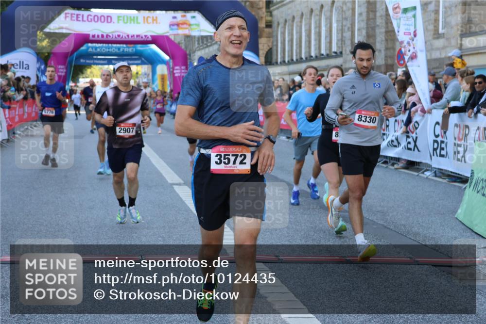 06.09.2026 - CURREX Alsterlauf Strokosch-Dieckow http://msf.ph/oto/10124435 06.09.2026 09:43:14 Ziel 2137, 2907, 3366, 3572, 3753, 5325, 5649, 5776, 5904, 5952, 5955, 5963, 6002, 8233, 8330 meine-sportfotos.de