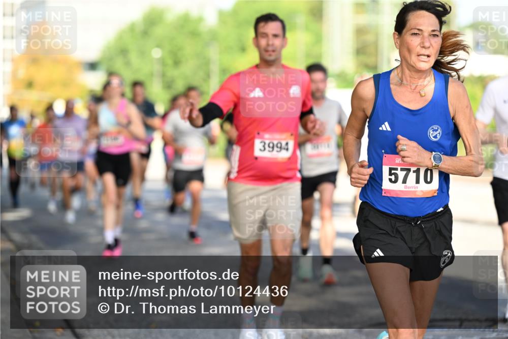 06.09.2026 - CURREX Alsterlauf Dr. Thomas Lammeyer http://msf.ph/oto/10124436 06.09.2026 09:41:29 Laufen 10, 3994, 5710 meine-sportfotos.de