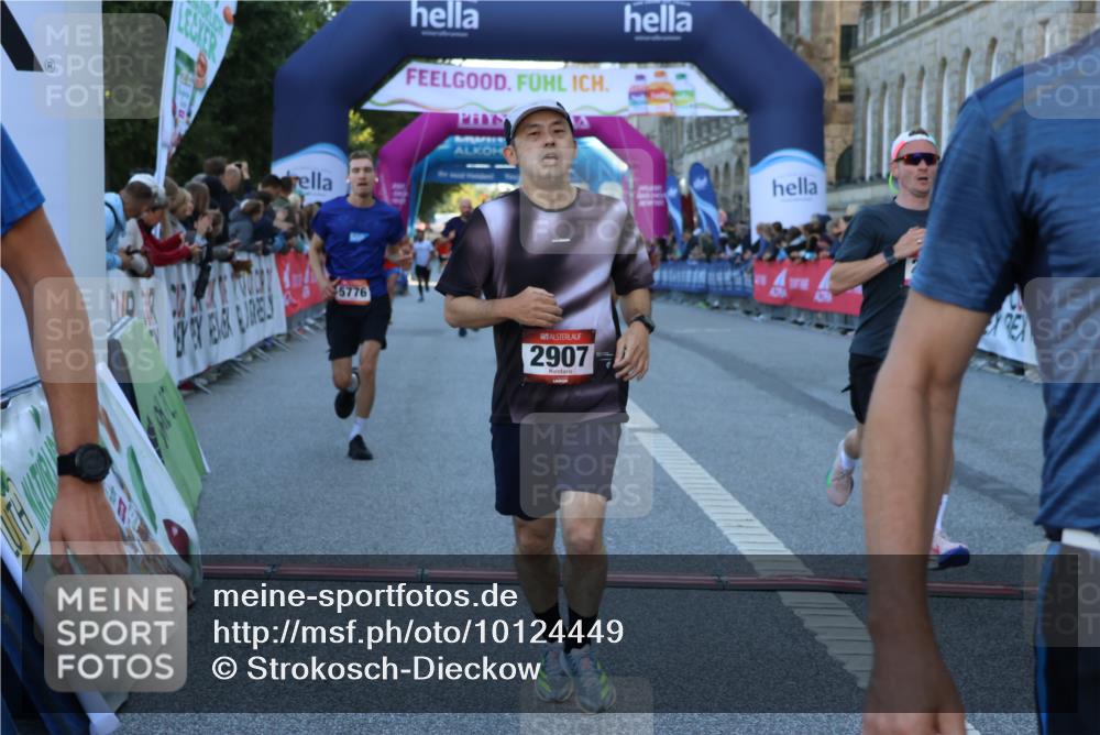06.09.2026 - CURREX Alsterlauf Strokosch-Dieckow http://msf.ph/oto/10124449 06.09.2026 09:43:15 Ziel 2137, 2907, 3366, 3572, 3753, 5325, 5649, 5776, 5904, 5952, 5955, 5963, 6002, 8233, 8330 meine-sportfotos.de