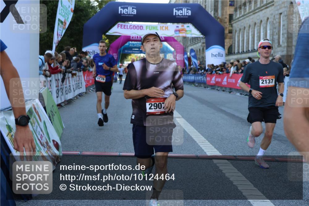 06.09.2026 - CURREX Alsterlauf Strokosch-Dieckow http://msf.ph/oto/10124464 06.09.2026 09:43:16 Ziel 2137, 2907, 3366, 3572, 3753, 4016, 5649, 5776, 5904, 5952, 5955, 5963, 6002, 6104, 8233, 8330 meine-sportfotos.de