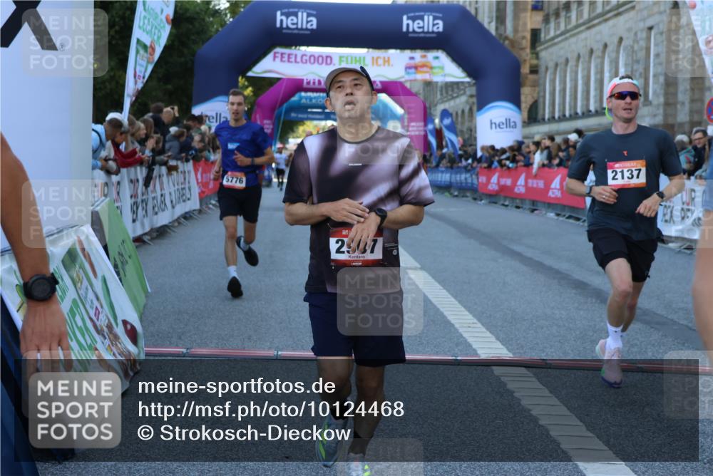 06.09.2026 - CURREX Alsterlauf Strokosch-Dieckow http://msf.ph/oto/10124468 06.09.2026 09:43:16 Ziel 2137, 2907, 3366, 3572, 3753, 4016, 5649, 5776, 5904, 5952, 5955, 5963, 6002, 6104, 8233, 8330 meine-sportfotos.de