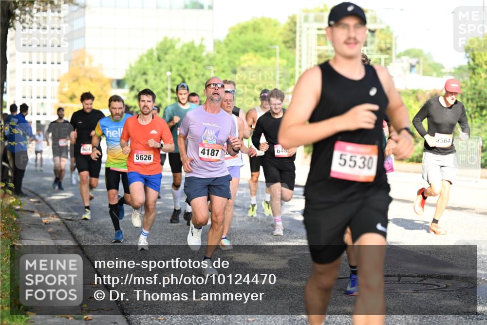 06.09.2026 - CURREX Alsterlauf Dr. Thomas Lammeyer http://msf.ph/oto/10124470 06.09.2026 09:41:33 Laufen 604, 5626, 648, 4187, 5530, 3564 meine-sportfotos.de