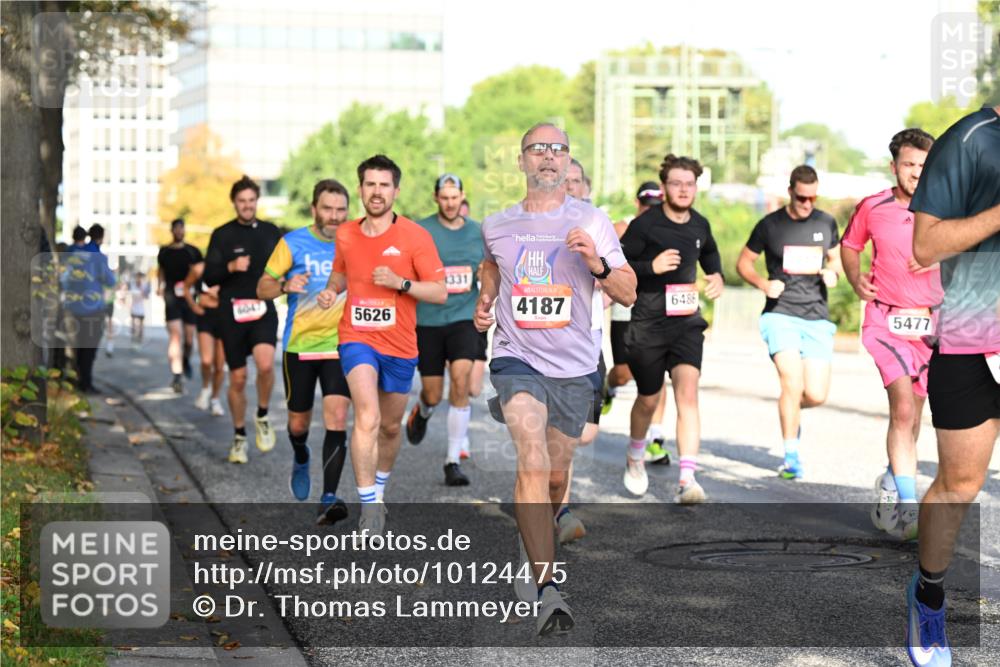 06.09.2026 - CURREX Alsterlauf Dr. Thomas Lammeyer http://msf.ph/oto/10124475 06.09.2026 09:41:34 Laufen 5626, 1331, 4187, 6486, 5477 meine-sportfotos.de